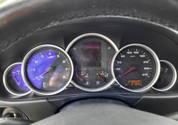 Porsche Cayenne cena 29900 przebieg: 249000, rok produkcji 2004 z Chocianów małe 379